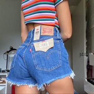 LEVIS SHORTS